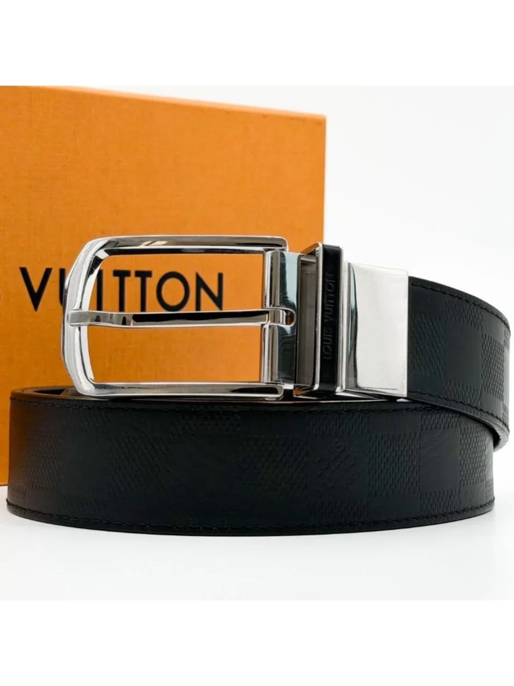 Louis Vuitton Ceinture Under Damier Infini Black Belt